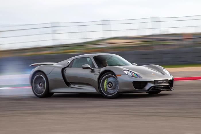 Accelerating cars fastest porsche 918 spyder top silver speed performance